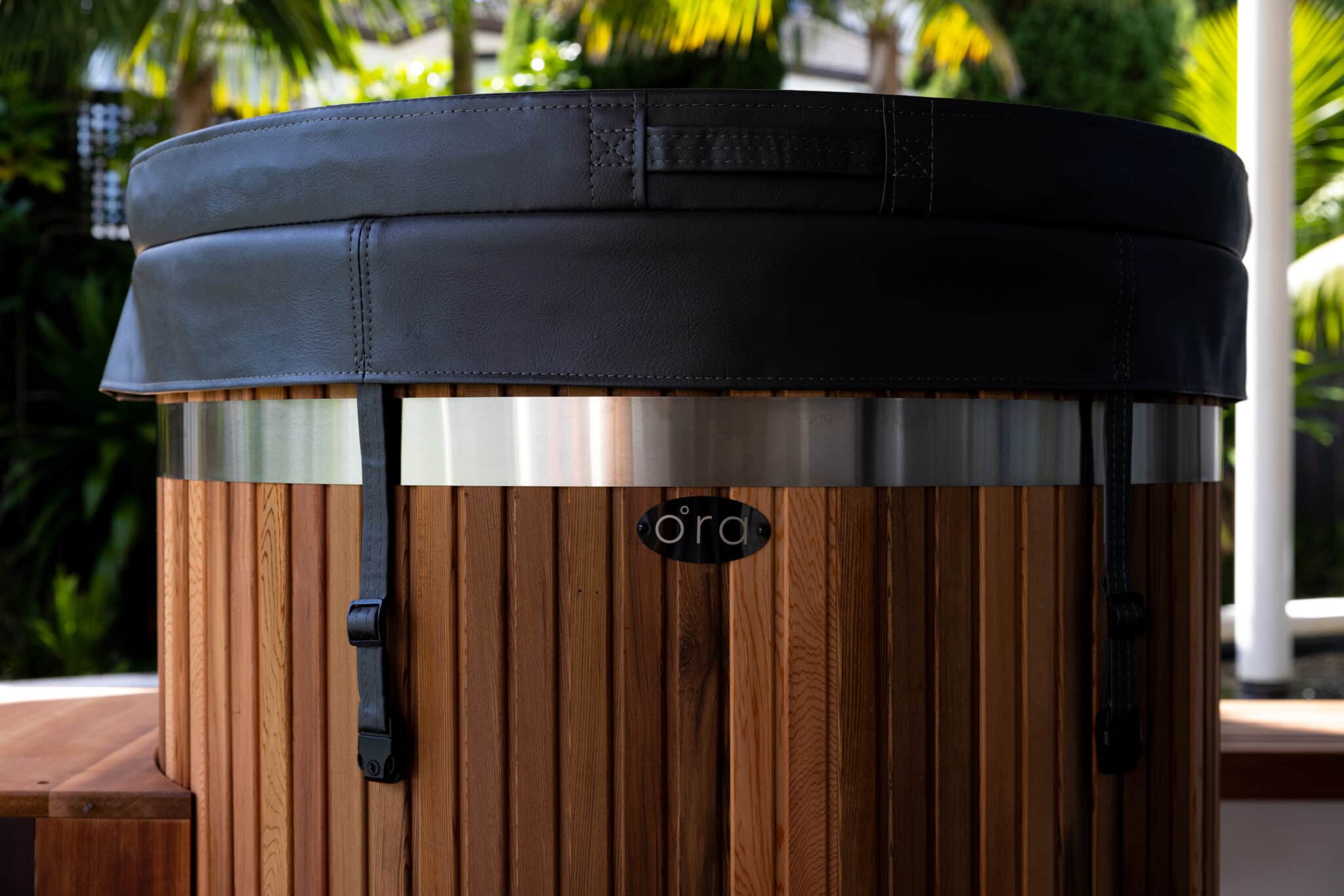 Ora Cedar Barrel Cold Plunge w/ App Controlled Chiller