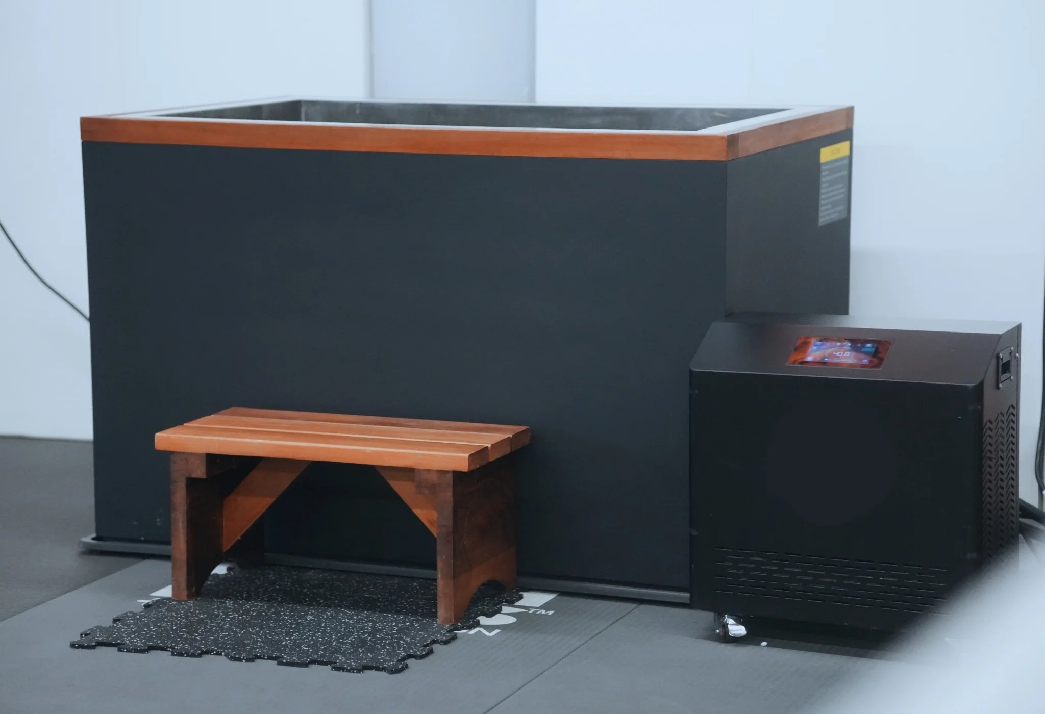 Dynamic Cold Therapy Cuboid Plunge