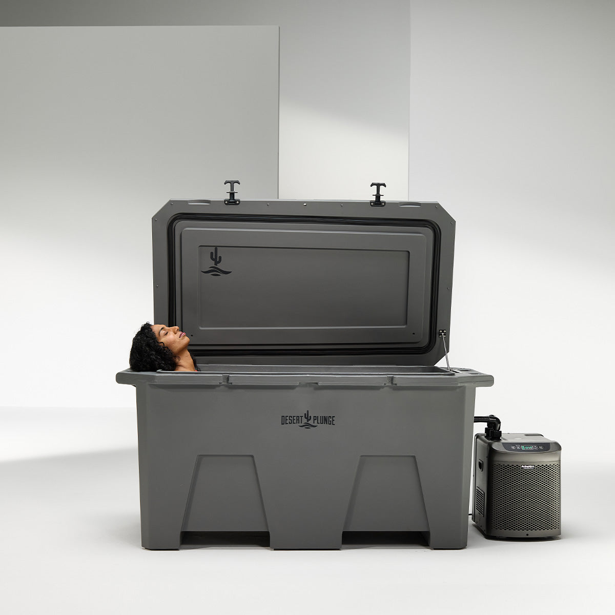 The Desert Plunge Exclusive Cold Plunge Tub w/ 1/4 HP Chiller - Gray