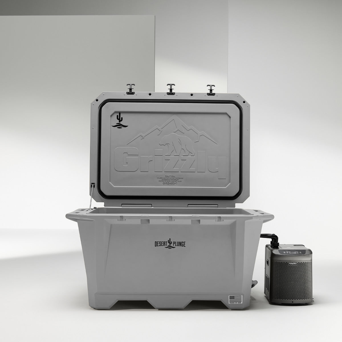 The Wide Grizzly 450 Cold Plunge Tub w/ 1/4 HP Chiller - Gray
