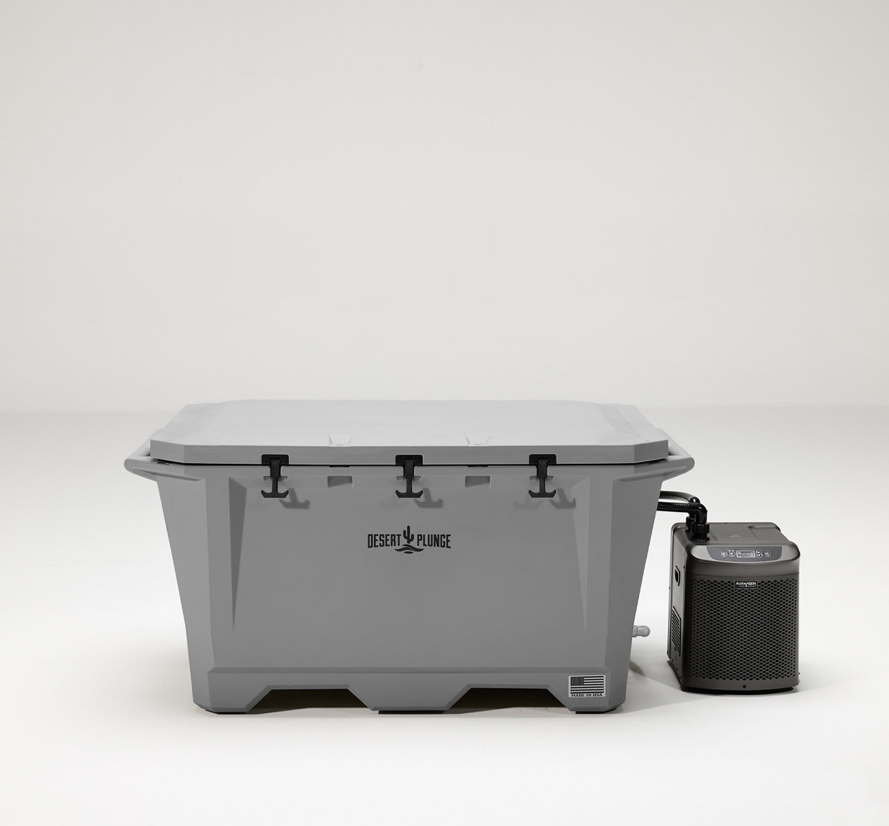 The Wide Grizzly 450 Cold Plunge Tub w/ 1/4 HP Chiller - Gray
