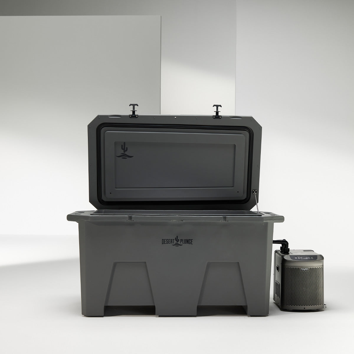 The Desert Plunge Exclusive Cold Plunge Tub w/ 1/4 HP Chiller - Stealth Gray