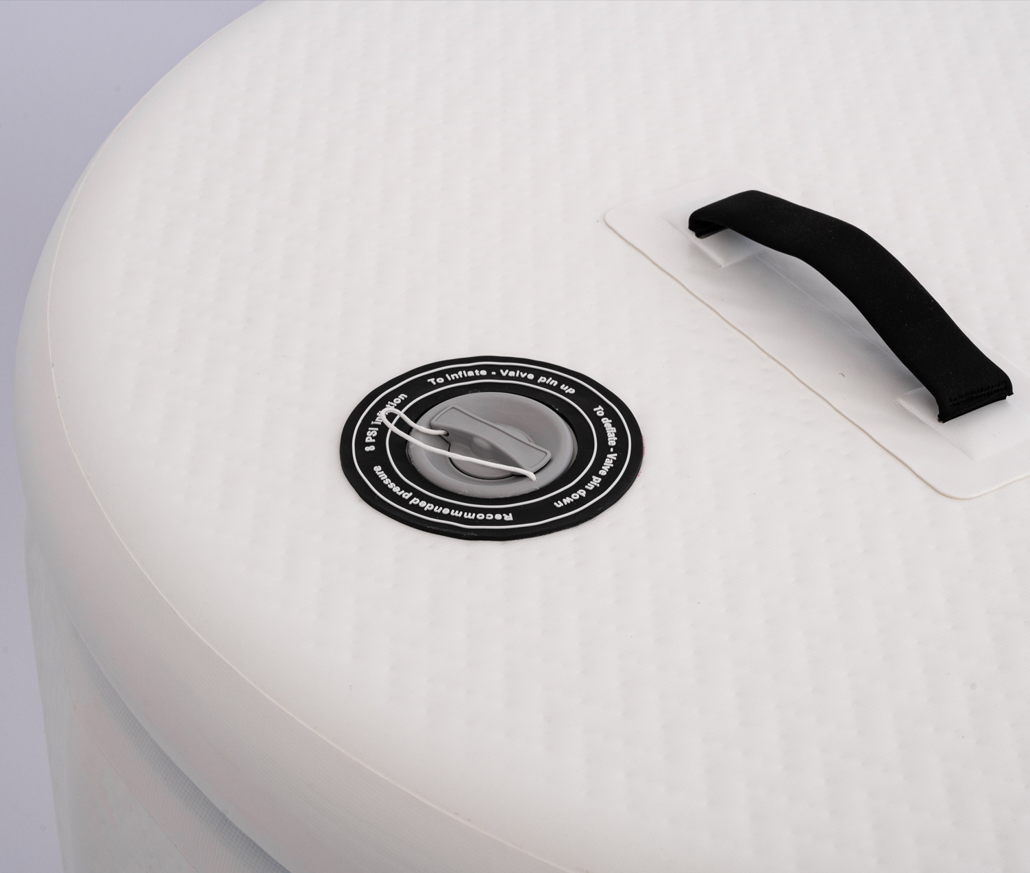 NATURAL HIGH™ INFLATABLE TUB