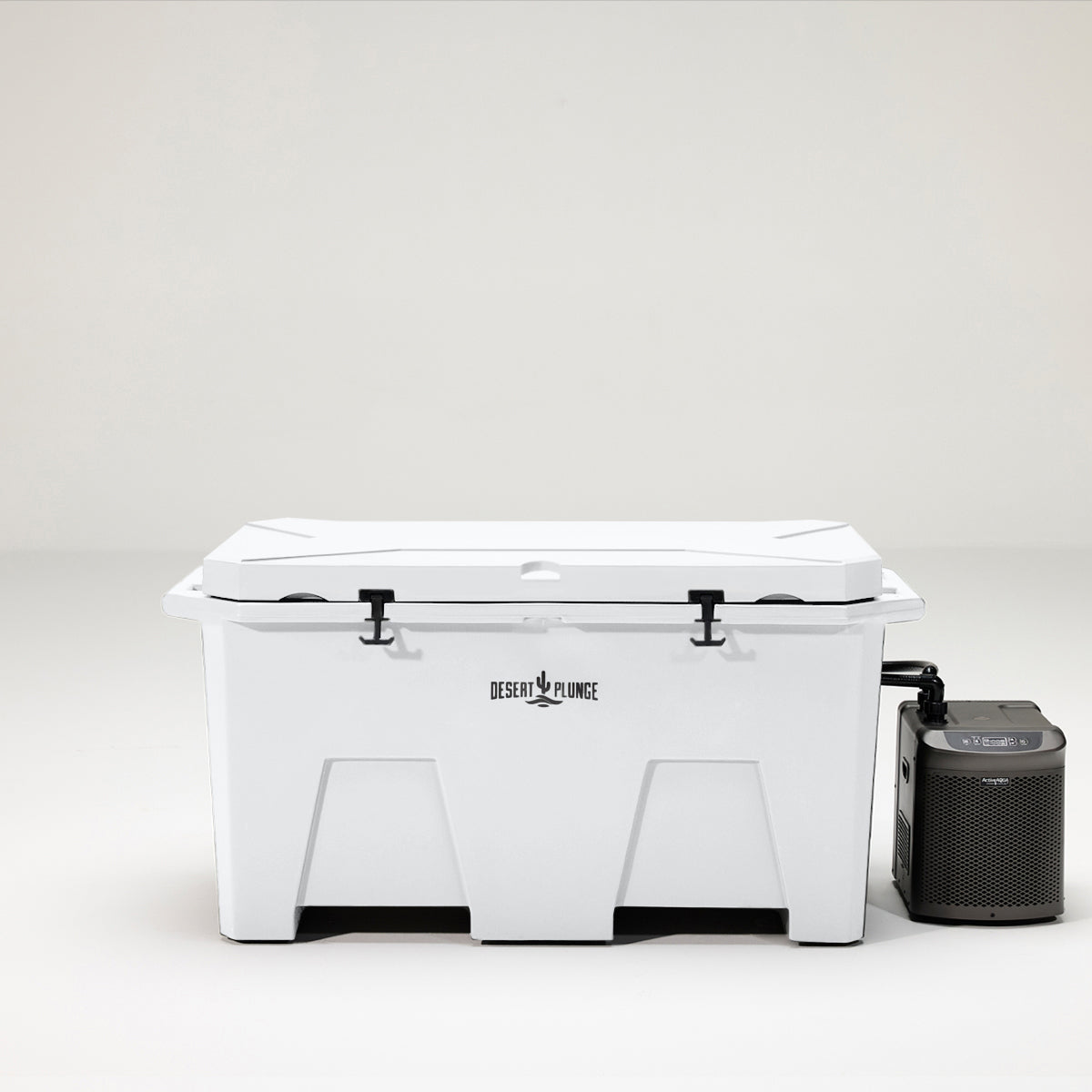 The Desert Plunge Exclusive Cold Plunge Tub w/ 1/4 HP Chiller - White