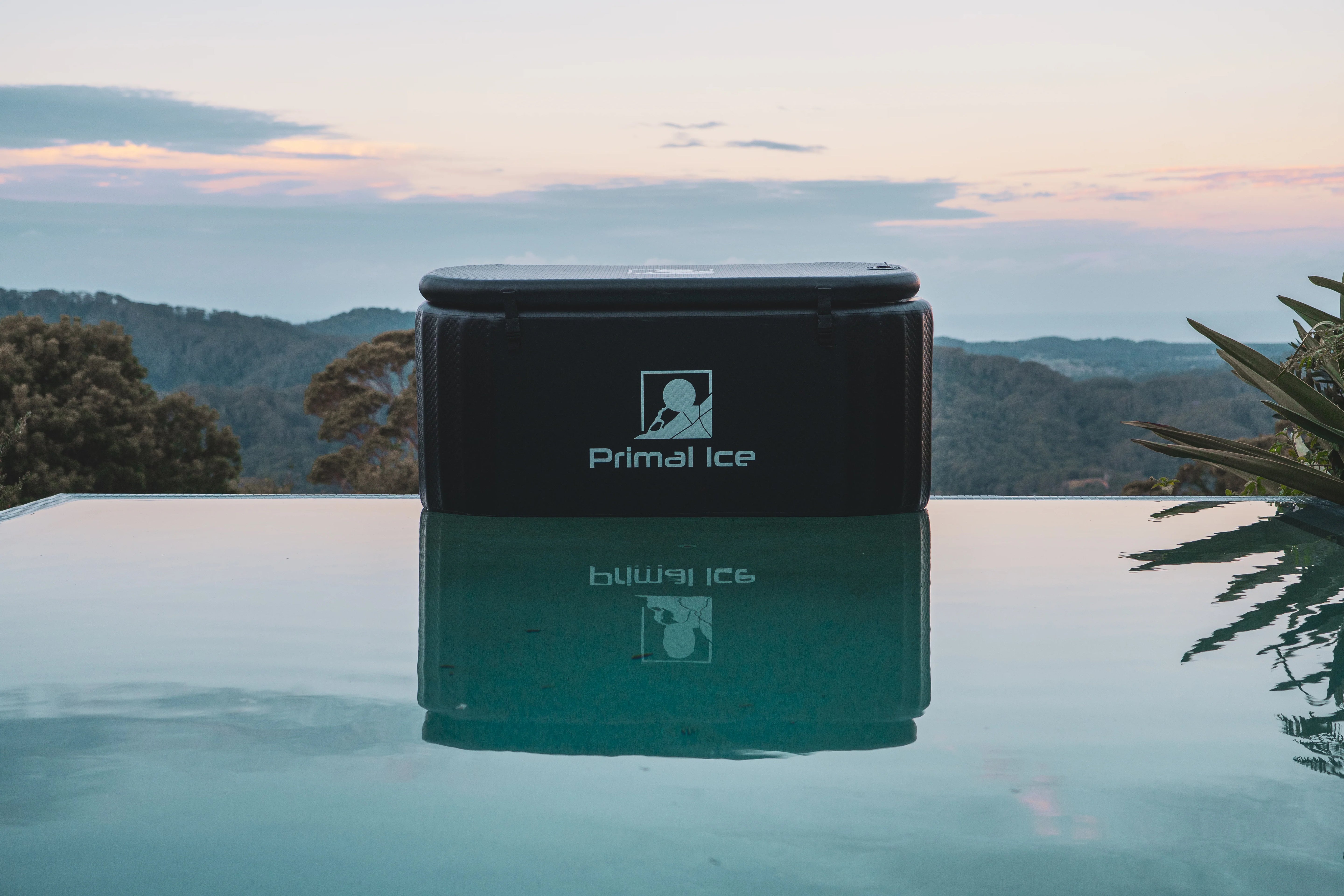 Primal Tub with Ice Bath Chiller